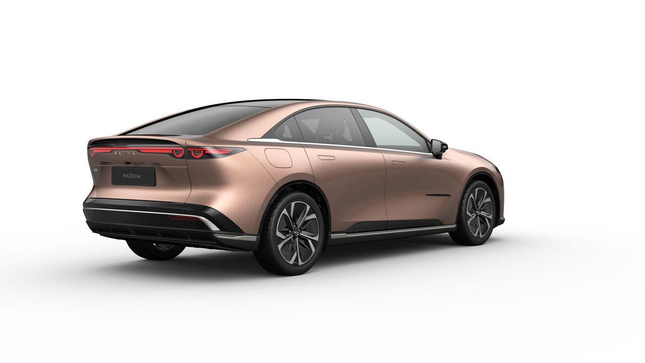 Mazda 6 6e Takumi Long Range 80 kWh / Melting Copper / Warm Beige kunstleder