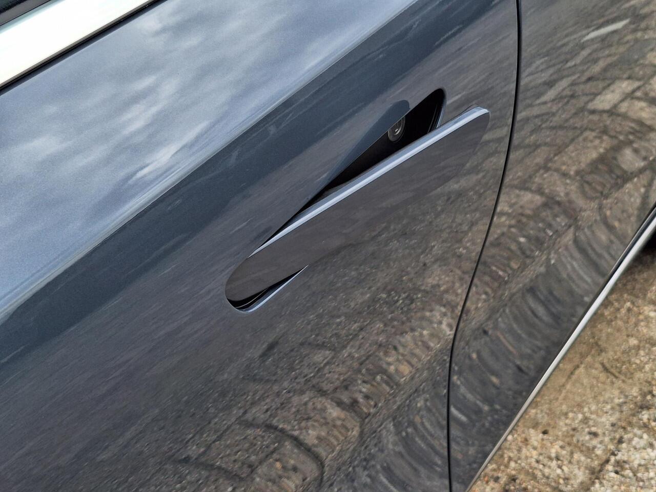 Mazda 6 6e Takumi 68.8 kWh 17% bijtelling | DEMO korting | Elektrisch wegklapbare trekhaak | Stoelverwarming en verkoeling | Apple carplay / Android auto | Adaptieve cruise control | Panoramadak |