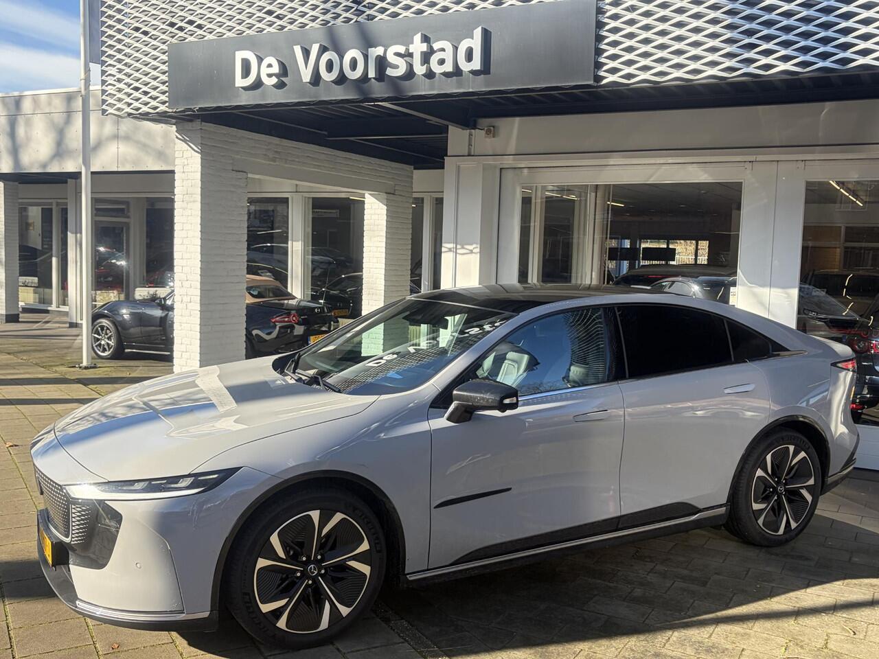 Mazda 6 6e Takumi 68.8 kWh | 258 PK | 165 KW snel laden | 17% bijtelling | BTW auto | DEMO
