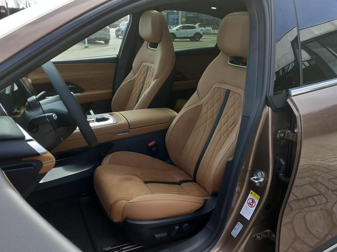 Mazda 6 6e Takumi Plus 68.8 kWh Mengelers actieprijs: ¤ 44.645,00*