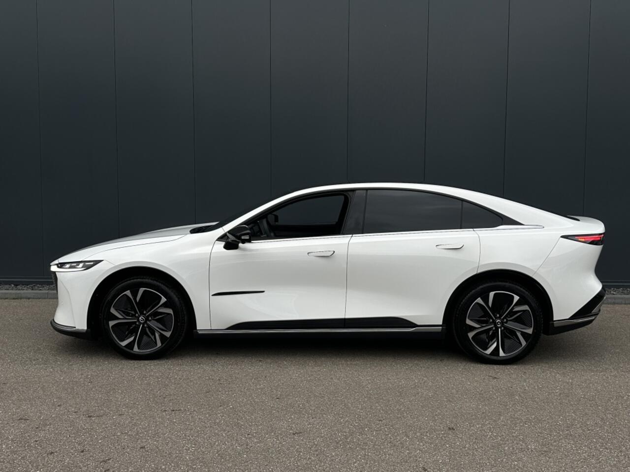 Mazda 6 6e Takumi 68.8 kWh / VOORRAADDEAL!