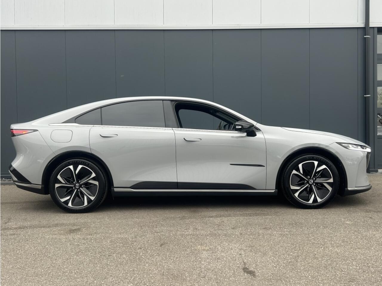Mazda 6 6e Takumi 68.8 kWh