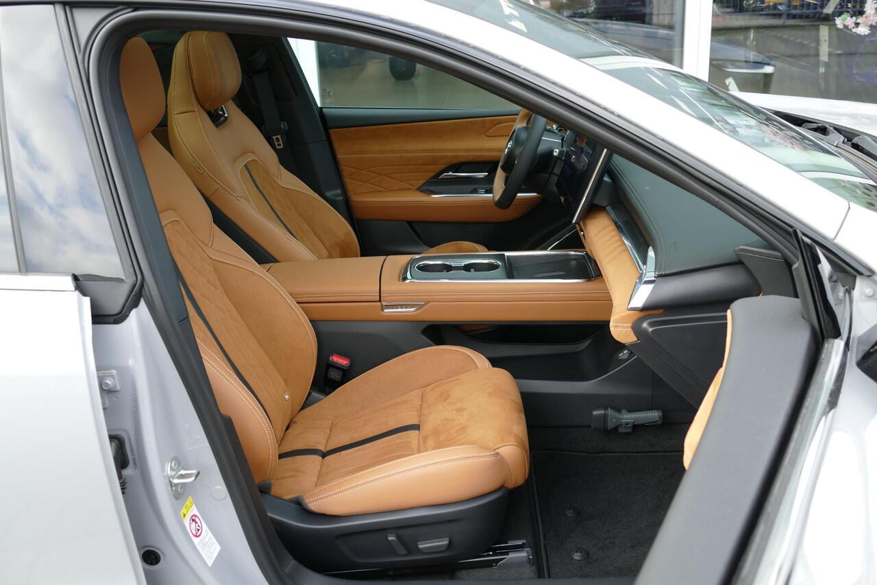 Mazda 6 6e Takumi Plus Long Range 80 kWh | Stoelkoeling | Apple-carplay | 80KWH | Rijklaarprijs