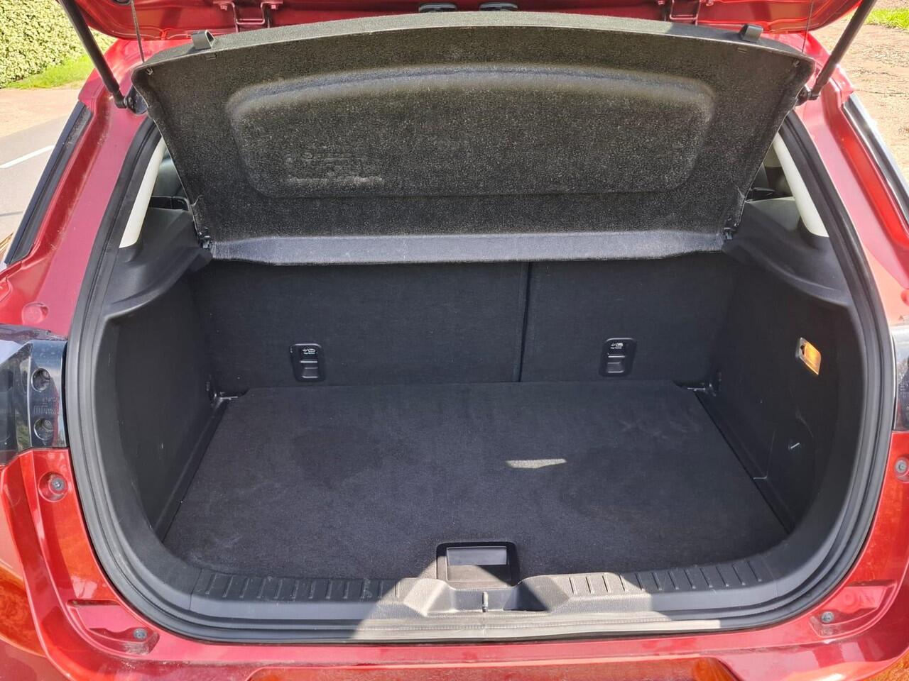 Mazda CX-3 2.0 SkyActiv-G 120 GT-M Automaat, Lederen bekleding, Trekhaak