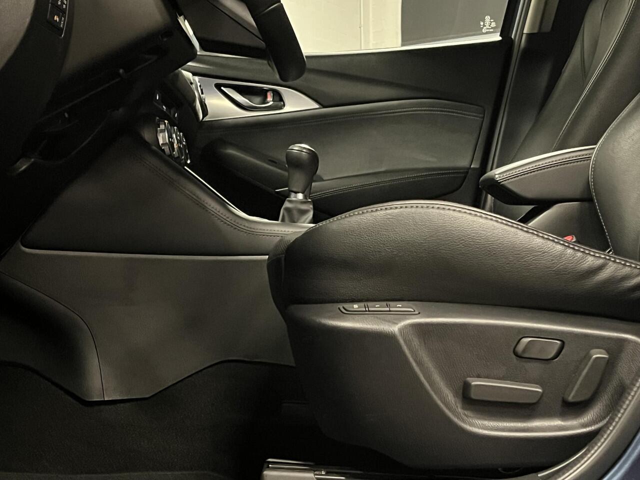 Mazda CX-3 2.0 SkyActiv-G 121 Luxury Adapt. cruise | Leder | Camera | Stoel-/Stuurverwarming | Head-up | Navigatie