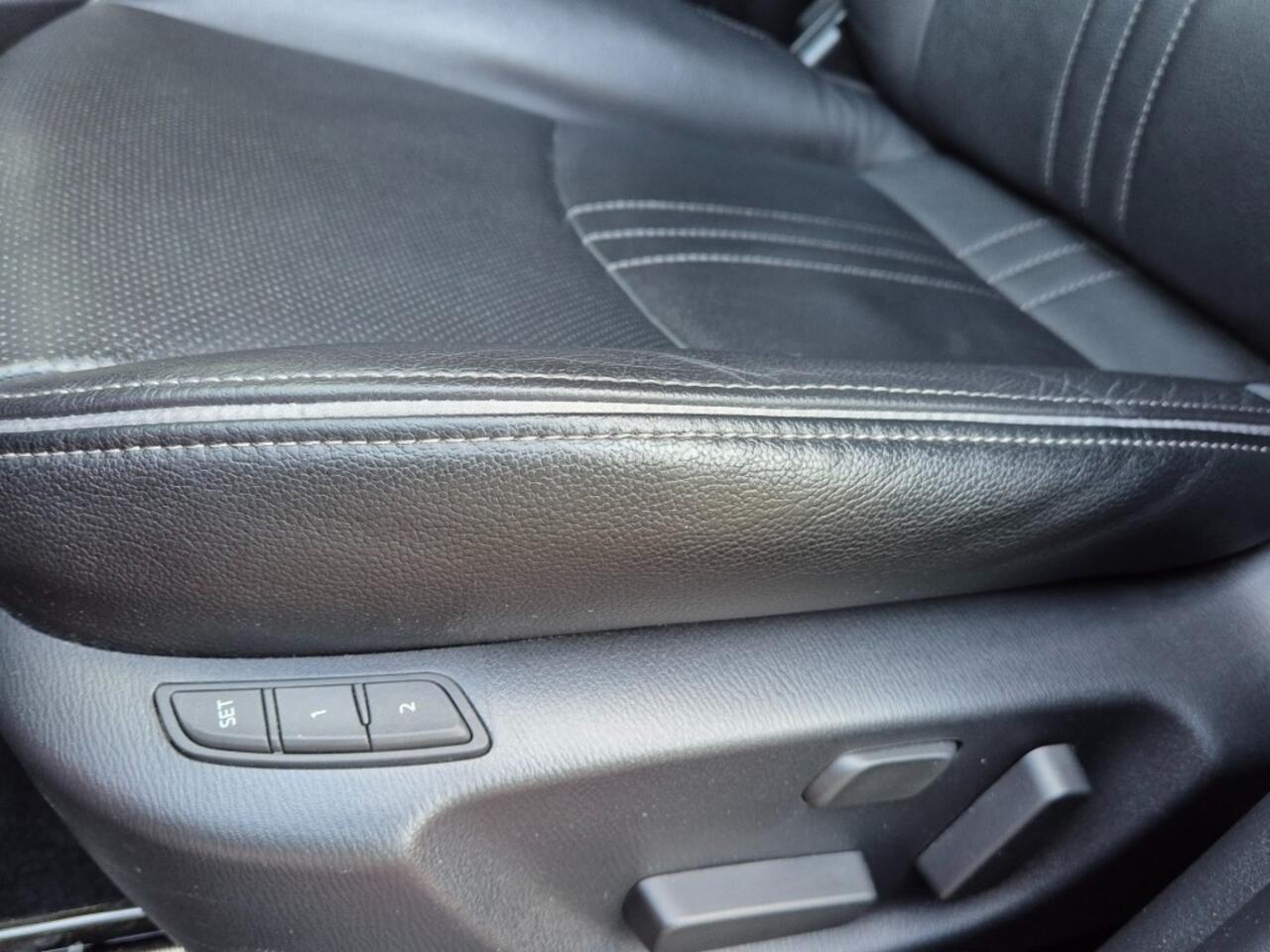 Mazda CX-3 SKYACTIV-G 2.0 120 6MT GT-M / BLACK LEDER PACK