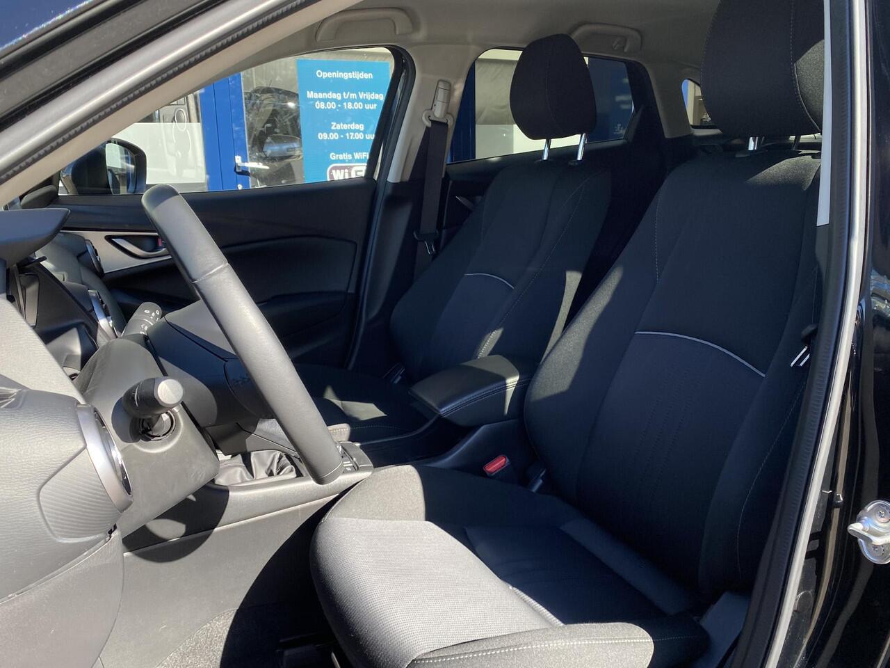 Mazda CX-3 2.0 SkyActiv-G 121 Sportive / NL-Auto / 1e-Eigenaar / Stoelverwarming / Cruise-Control / Climate-Control / Apple-Carplay & Android-Auto / Armsteun V+A / DAB Radio-Bluetooth / PDC-Achter / 18'' LMV / ENZ.