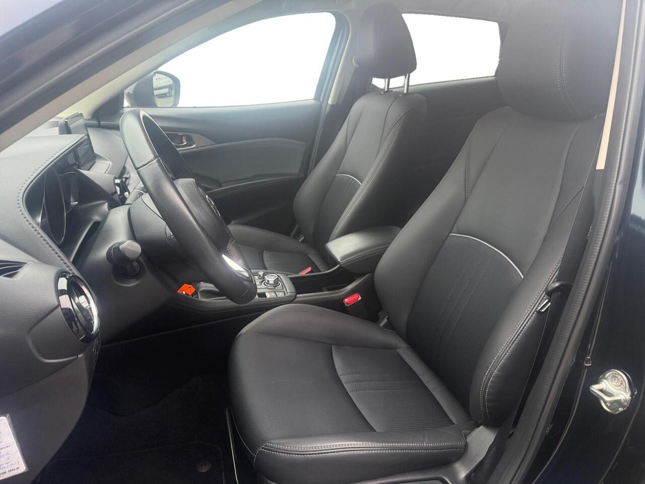 Mazda CX-3 2.0 SkyActiv-G 121 Luxury | Camera | Apple Carplay/Android Auto | Stoelverwarming | Head Up Display | Climate Control | Navigatie | DAB