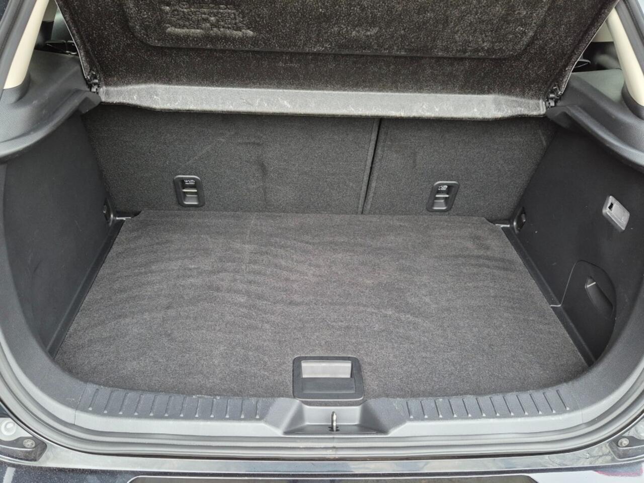 Mazda CX-3 SKYACTIV-G 2.0 120 6MT SPORTIVE / Carplay