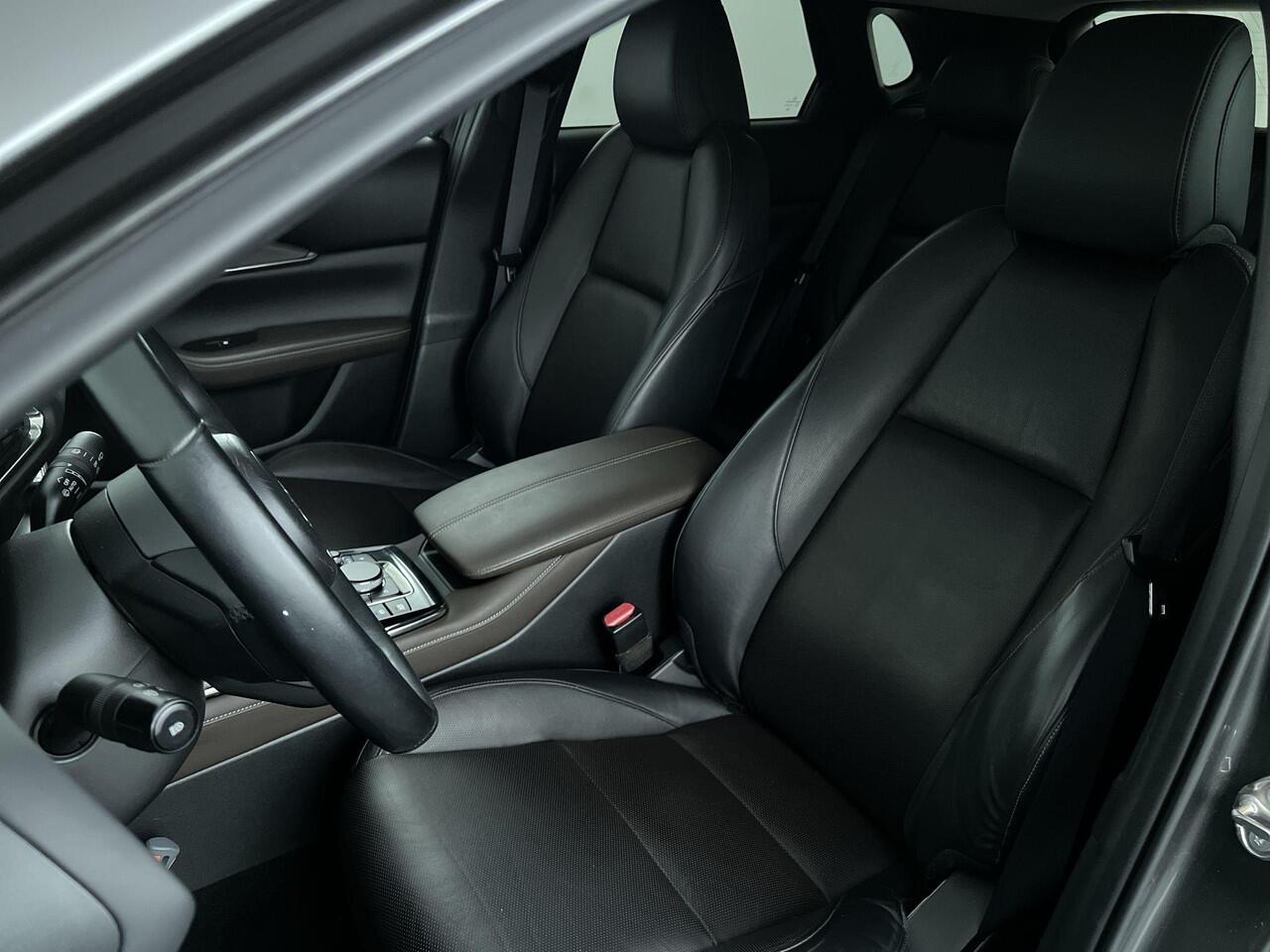 Mazda CX-30 2.0 e-SkyActiv-X M Hybrid Luxury | Rijklaar | Volledig onderhouden | Leder | Elektr. Stoelen | Bose