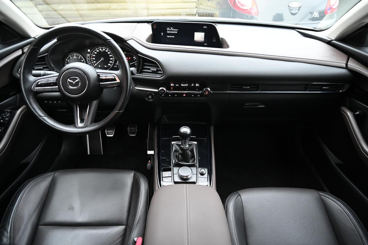 Mazda CX-30 e-SkyActiv-X 180 6MT Luxury met I-activsense *Dealeronderhouden* *All-in prijs*