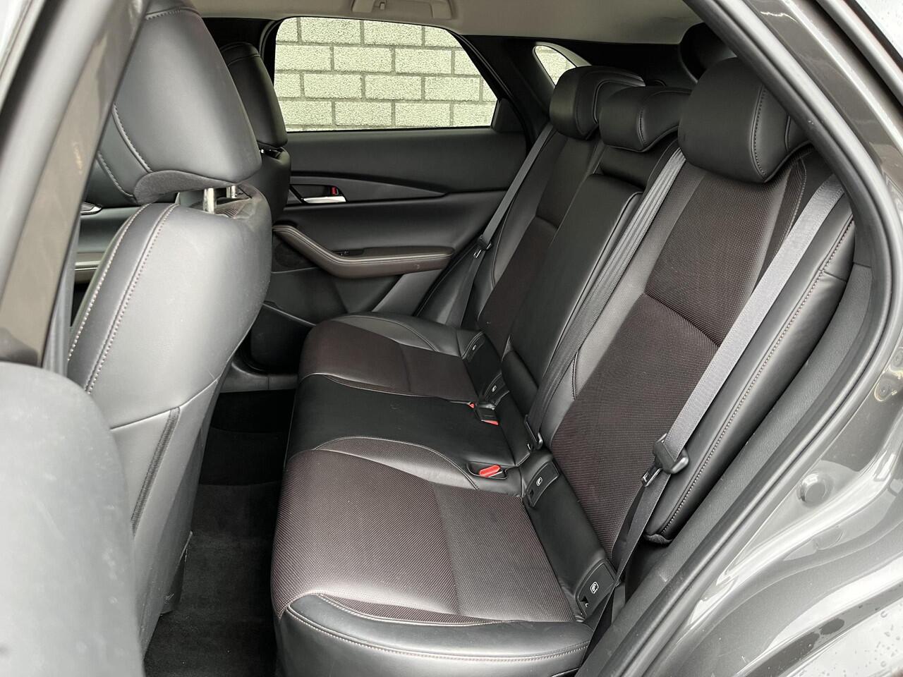 Mazda CX-30 2.0 e-SkyActiv-X M Hybrid Luxury | Head-Up Display | 360° Camera | Apple CarPlay / Android Auto | Stoel + stuurverwarming |