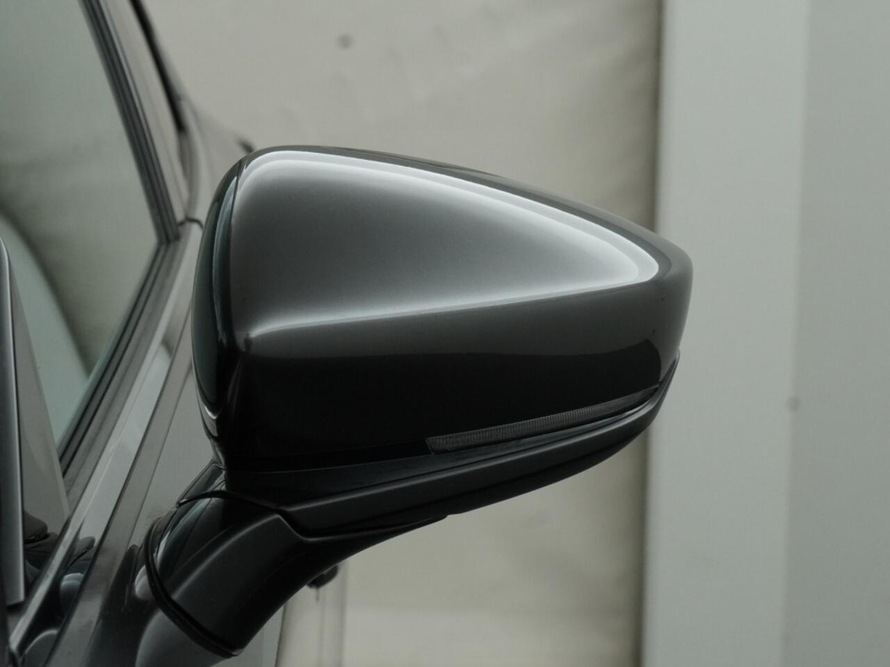 Mazda CX-30 SKYACTIV-X 180 Luxury | Leer | volledig dealer onderhouden