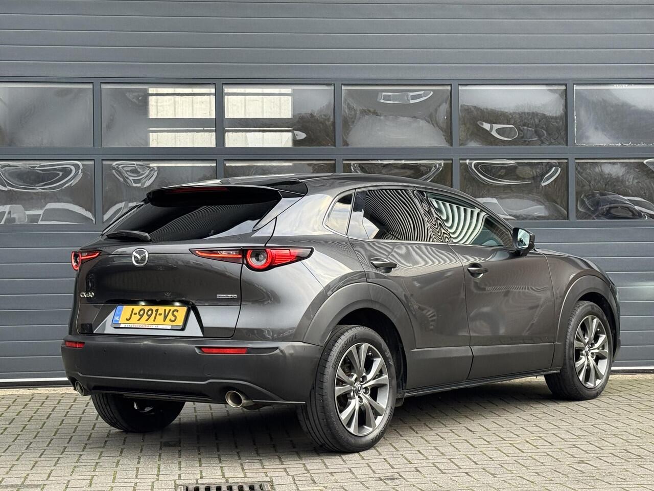 Mazda CX-30 2.0 E-SKYACTIV M HYBRID LUXURY I AUTOMAAT I P-CAMERA I CLIMATE CONTROL I APPLE CARPLAY I LEDEREN BEKLEDING