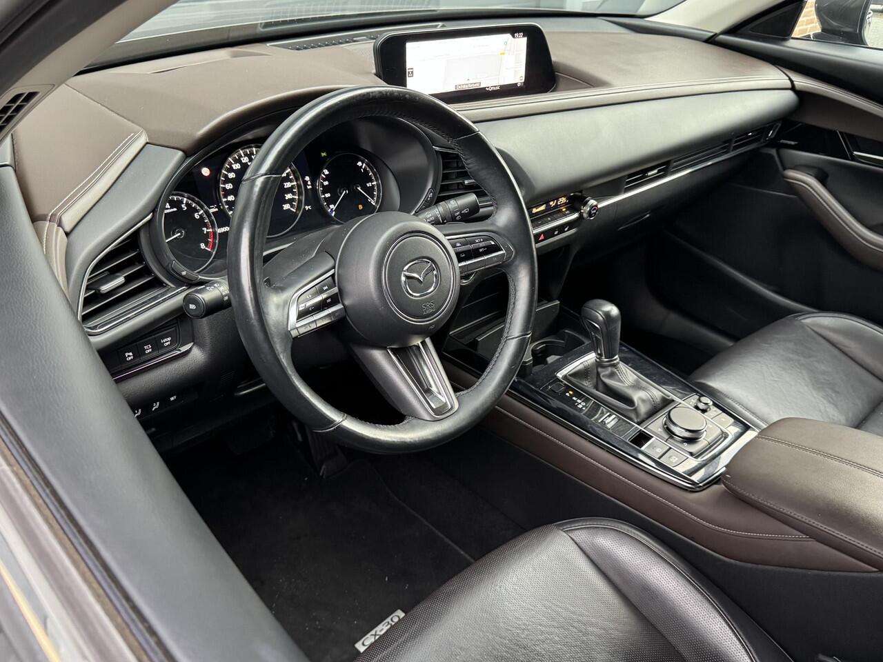 Mazda CX-30 2.0 E-SKYACTIV M HYBRID LUXURY I AUTOMAAT I P-CAMERA I CLIMATE CONTROL I APPLE CARPLAY I LEDEREN BEKLEDING