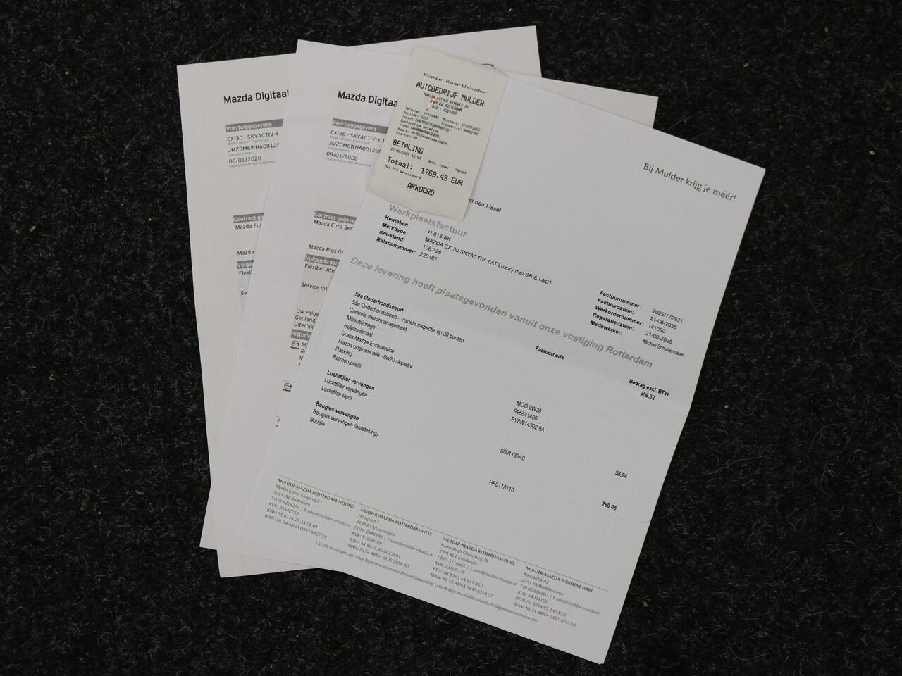 Mazda CX-30 2.0 e-SkyActiv-X M Hybrid Luxury AUTOMAAT / Trekhaak / 1300kg Trekgewicht / Dealeronderhouden / Lederen Bekleding / HUD Display / Adaptieve Cruise Control /