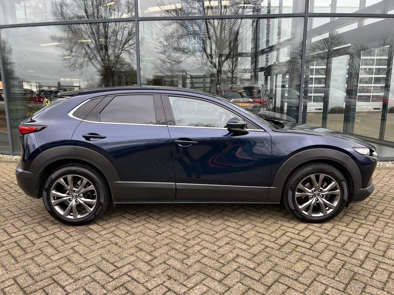 Mazda CX-30 2.0 e-SkyActiv-X M Hybrid AWD Luxury AUTOMAAT | TREKHAAK | 360 CAMERA | EL. A.KLEP | 18"VELGEN | AWD | APPLE CARPLAY | ADROID AUTO | STUUR- EN STOEL VERWARMING