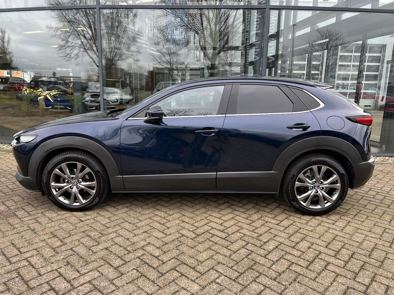 Mazda CX-30 2.0 e-SkyActiv-X M Hybrid AWD Luxury AUTOMAAT | TREKHAAK | 360 CAMERA | EL. A.KLEP | 18"VELGEN | AWD | APPLE CARPLAY | ADROID AUTO | STUUR- EN STOEL VERWARMING