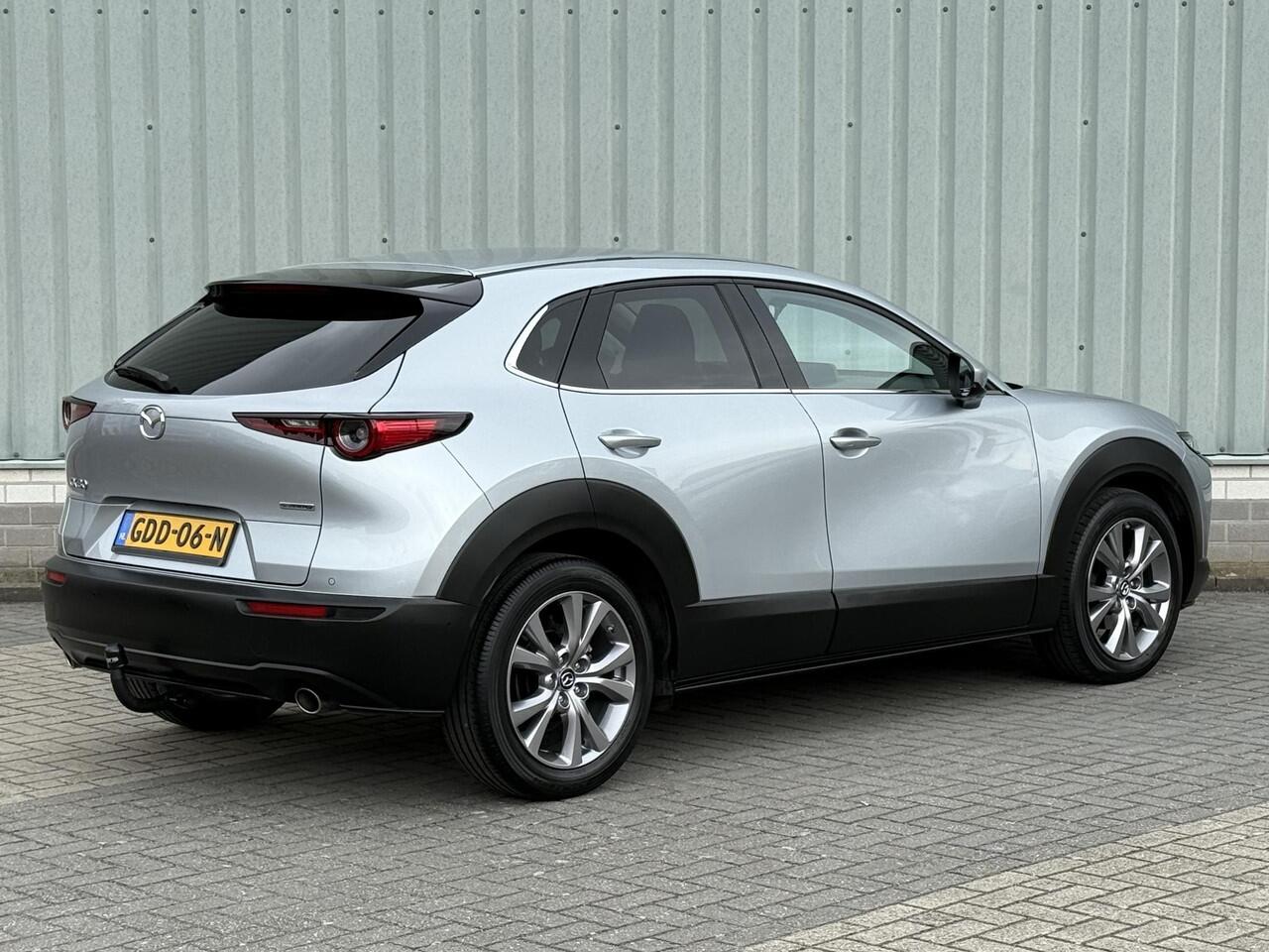 Mazda CX-30 2.0 e-SkyActiv-G M Hybrid Comfort / Trekhaak / BOSE / 360 Camera /Adaptieve Cruise Control / Head-up display / Navigatie / Stoel & Stuurverwarming / Lederen bekleding / Apple Carplay & Android Auto / Dodehoek detectie /