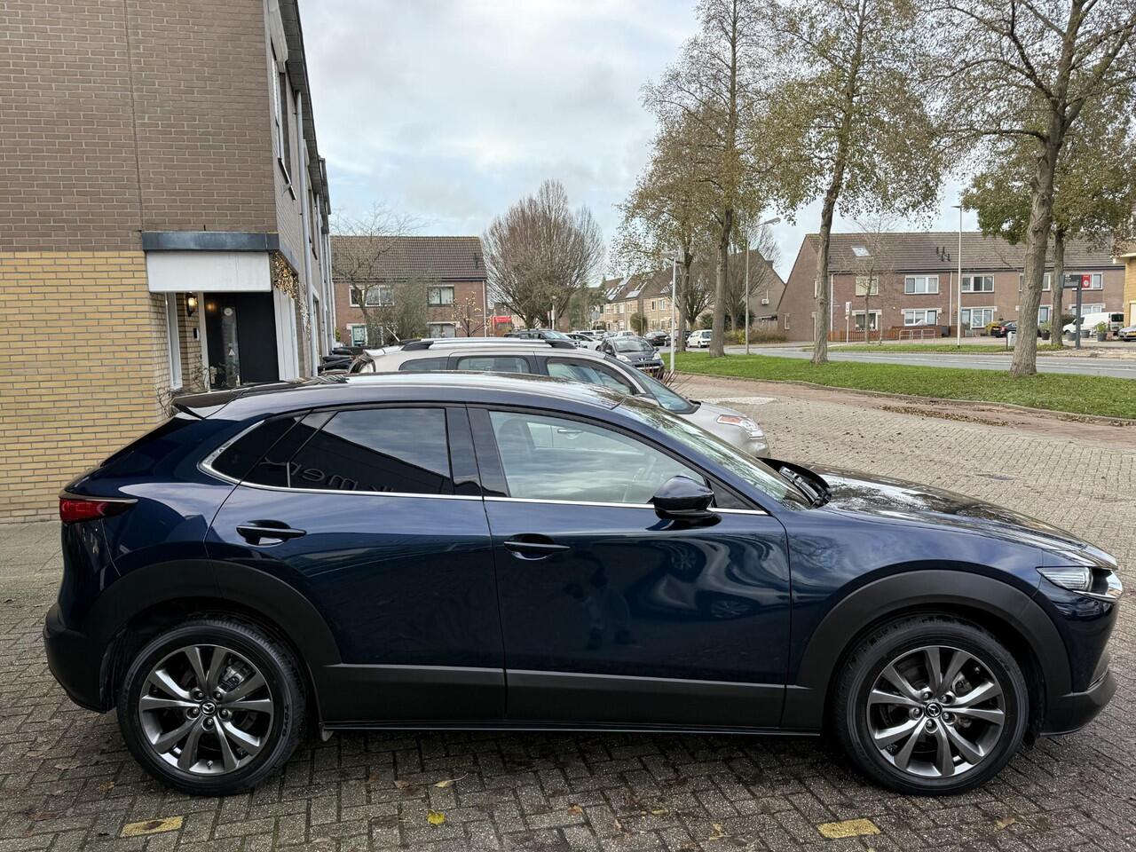 Mazda CX-30 2.0 e-SkyActiv-X M Hybrid Luxury Automaat / Airco clima/ Navigatie/ Cruise/ Apple carplay/ PDC/ Camera/ LED/ Lederen bekl.