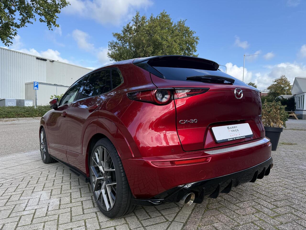 Mazda CX-30 2.0 e-SkyActiv-G M Hybrid Luxury | Bose | Head-up Display | Afneembare Trekhaak | Adaptief Cruise Control |