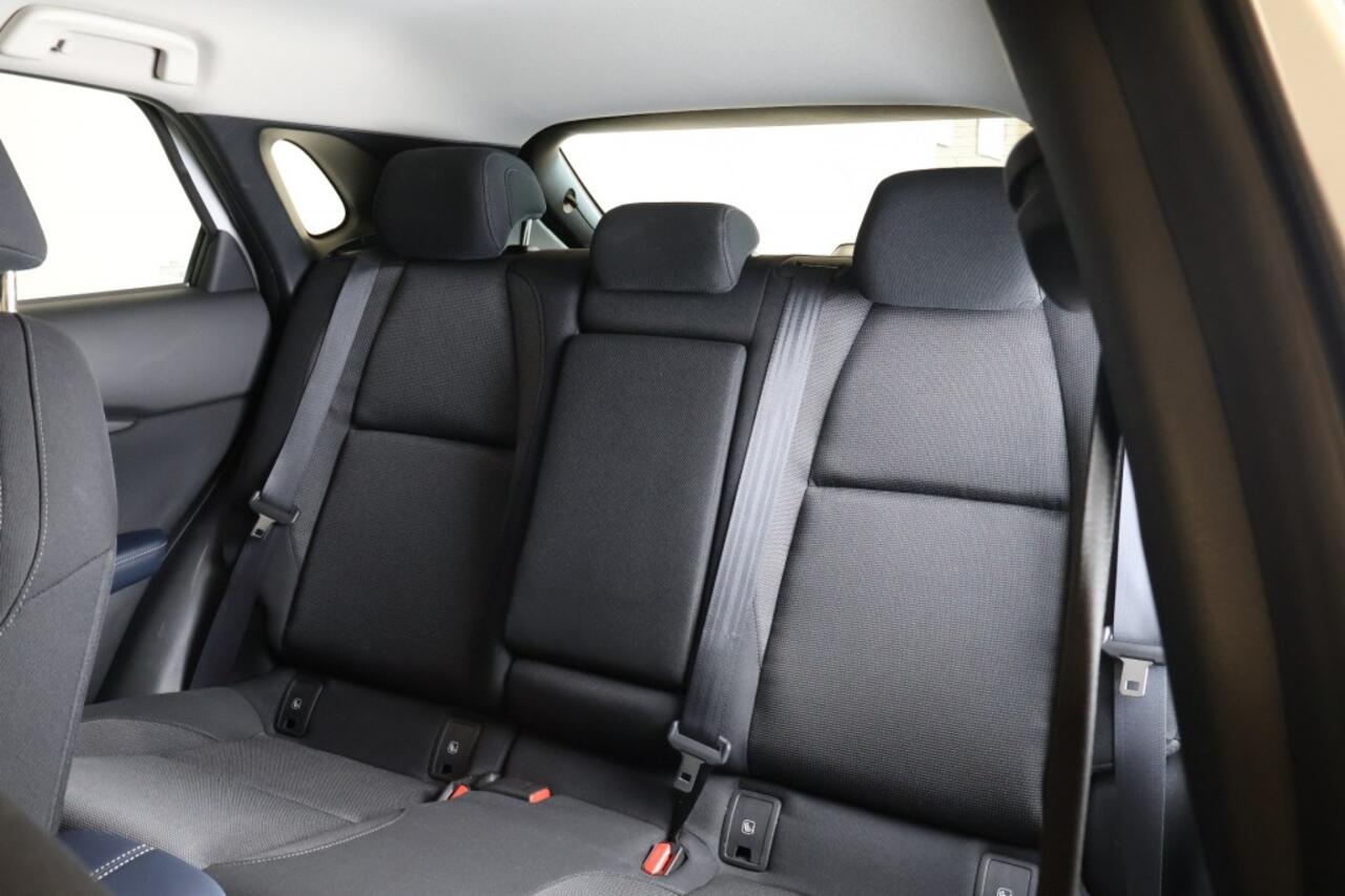 Mazda CX-30 2.0 SA-G Comfort Automaat - Dodehoeksens. Parkeercamera