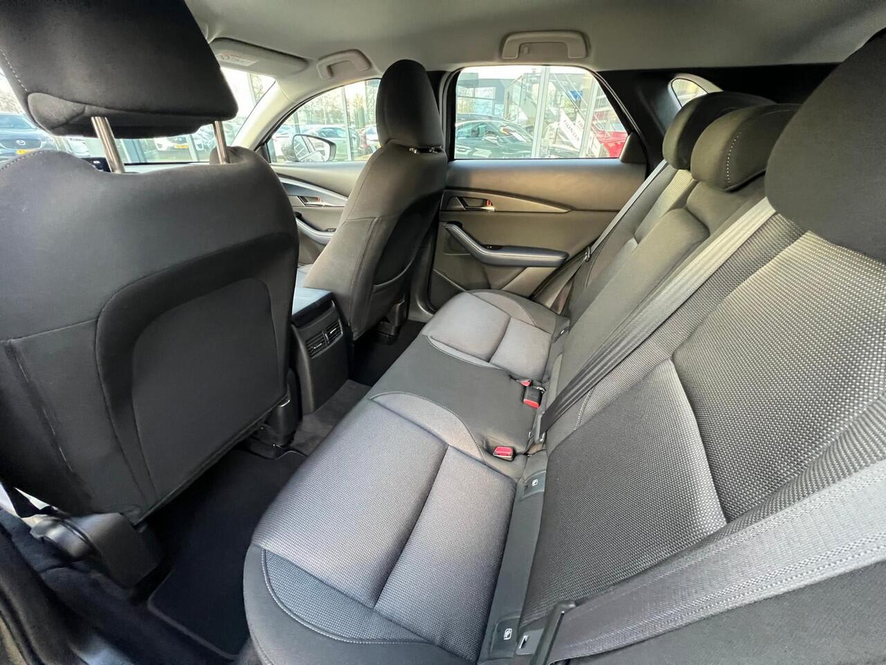 Mazda CX-30 2.0 e-SkyActiv-X M Hybrid Comfort 1e EIGENAAR | DEALER ONDERHOUIDEN | CAMERA | El.A.KLEP | APPLE CARPLAY / ANDROID AUTO | HEAD-UP |