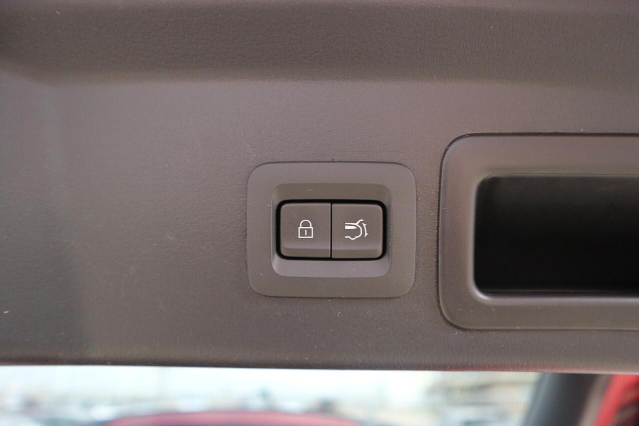 Mazda CX-30 2.0 e-SkyActiv-X M Hybrid Luxury