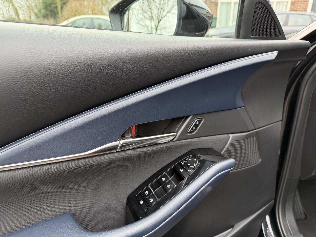 Mazda CX-30 2.0 e-SkyActiv-G M Hybrid Comfort 360 l stoel verwarming l automaat