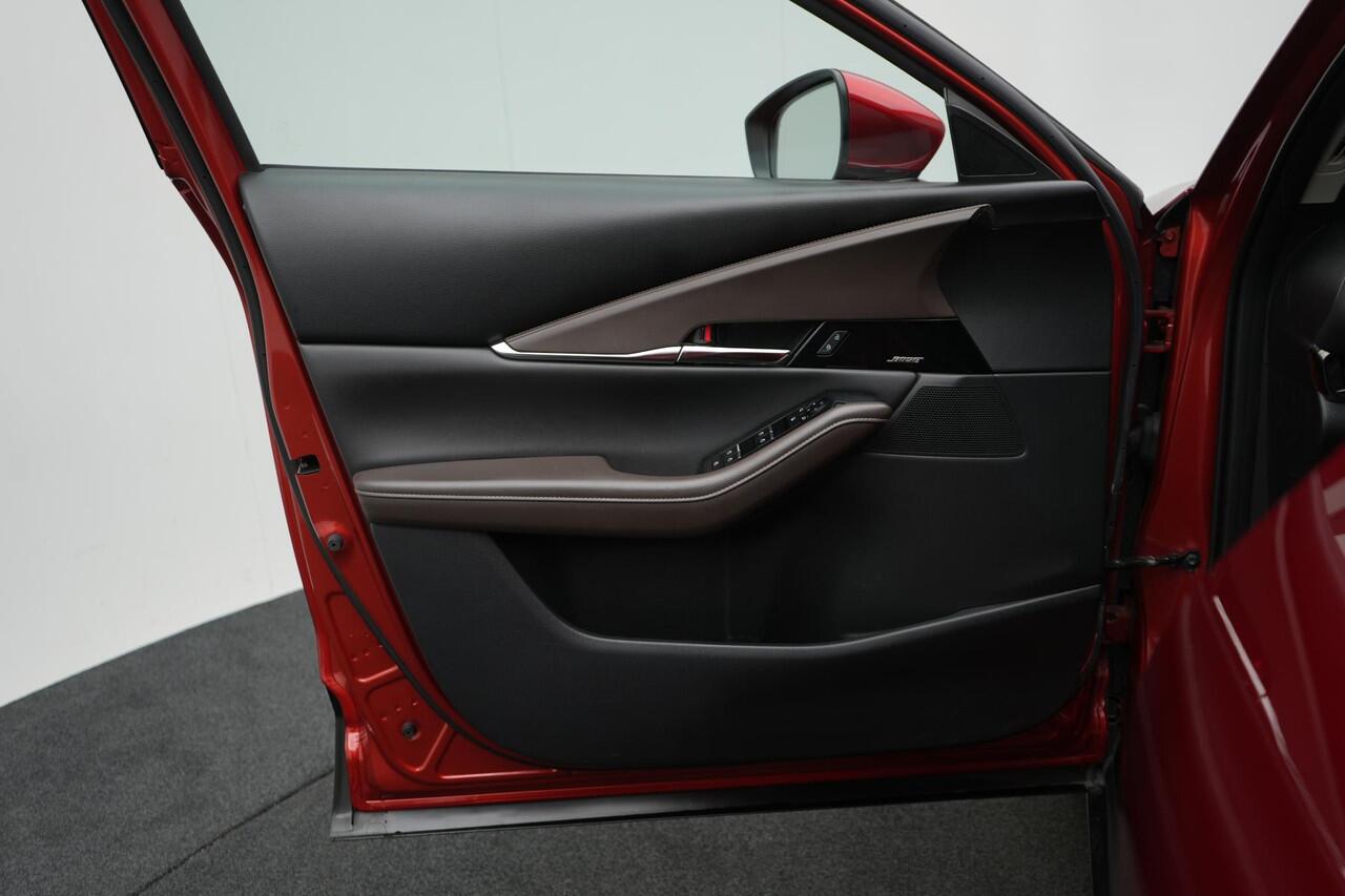 Mazda CX-30 2.0 SkyActiv-X Luxury automaat : volledig onderhouden