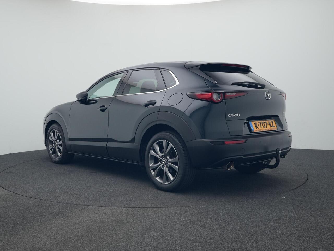 Mazda CX-30 2.0 e-SkyActiv-X Luxury i-Activesense automaat met afneembare trekhaak : dealer onderhouden