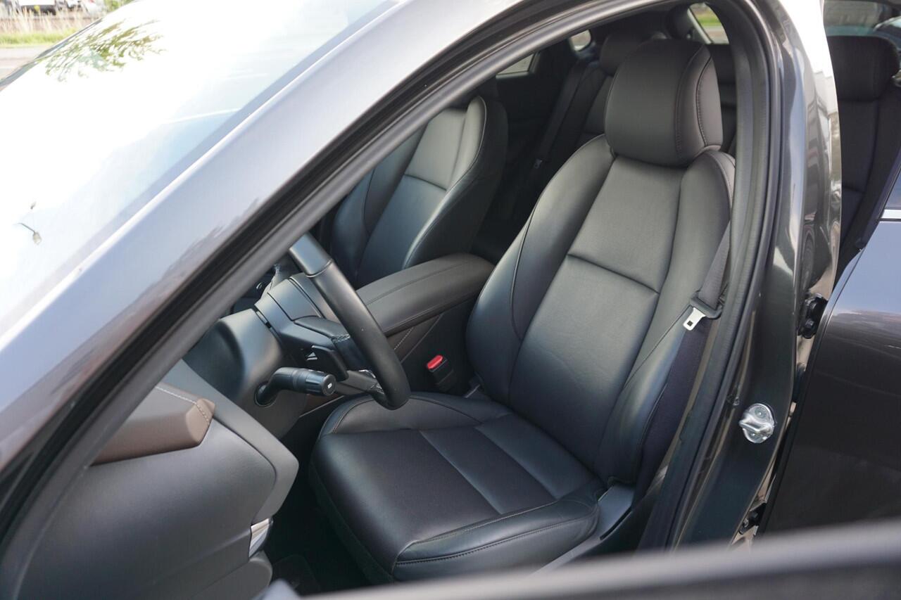 Mazda CX-30 2.0 e-SkyActiv M Hybrid | LEER | HUD | elect stoelen