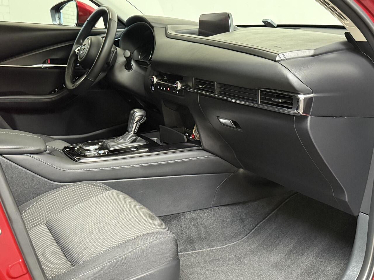 Mazda CX-30 2.0 e-SkyActiv-G M Hybrid Sportive 150pk AUTOMAAT | TRHK | HUD | CARPLAY