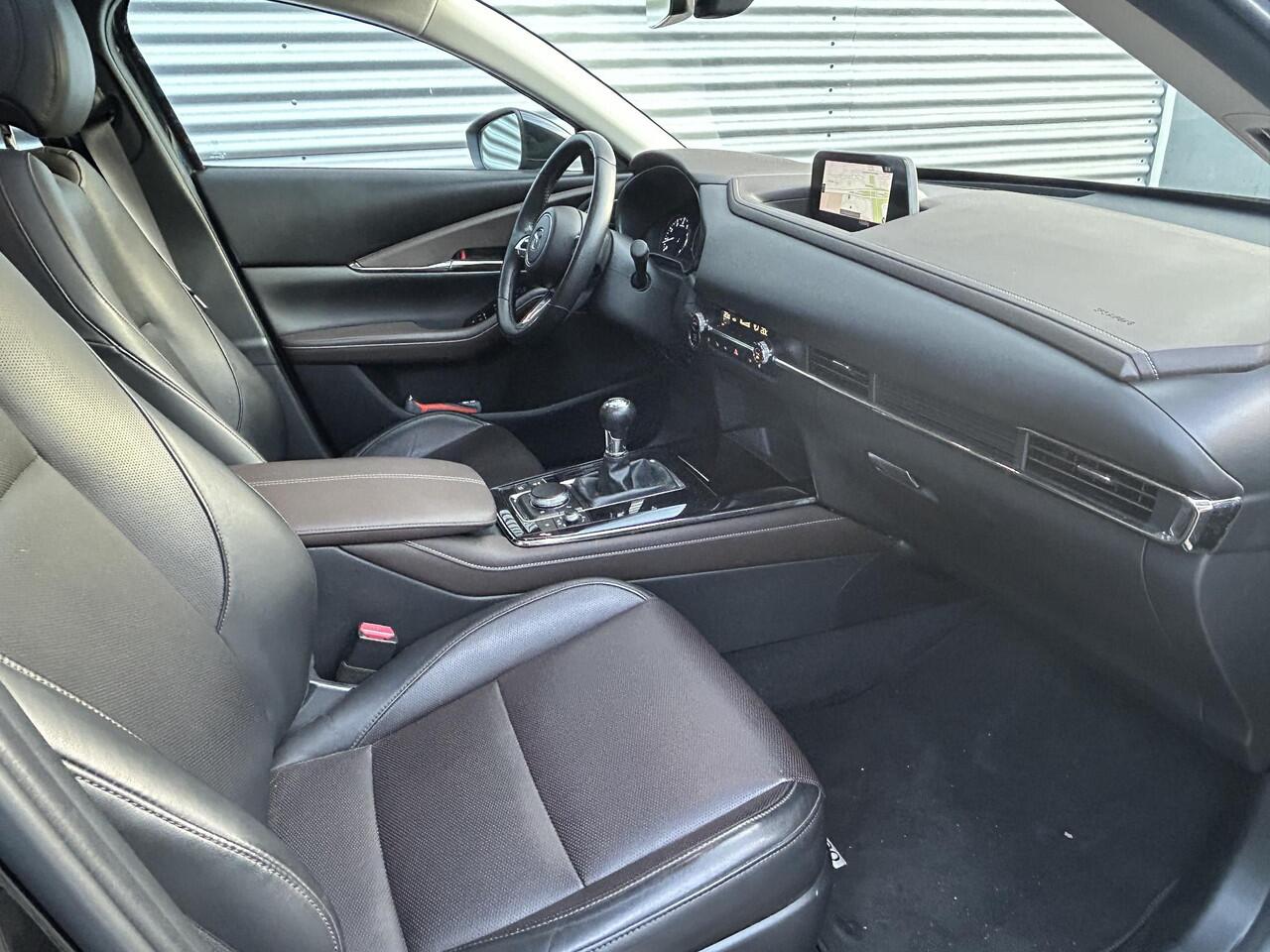 Mazda CX-30 2.0 e-SkyActiv-X M Hybrid Luxury | Camera | Leder | Sunroof |