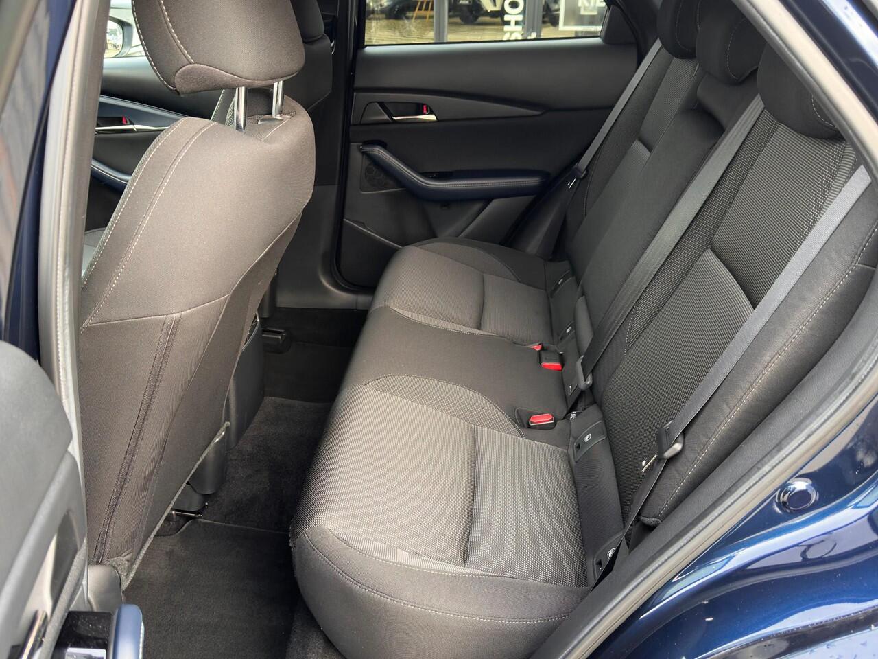 Mazda CX-30 2.0 e-SkyActiv-G M Hybrid Comfort | Automaat | Rijklaar | 360 graden camera | Navigatie | Dealeronderhouden |