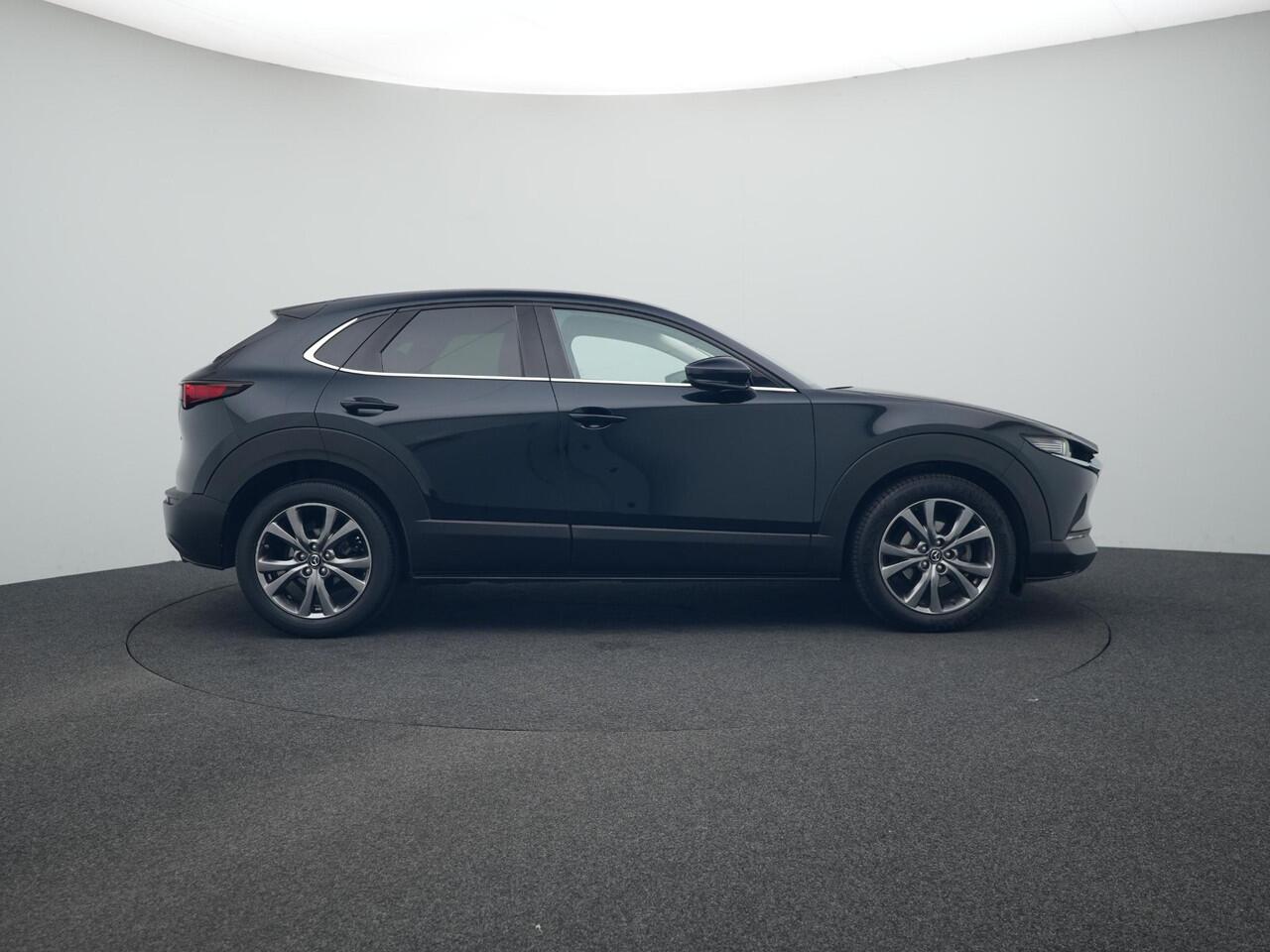 Mazda CX-30 2.0 e-SkyActiv-X Luxury i-Activesense automaat met afneembare trekhaak : dealer onderhouden