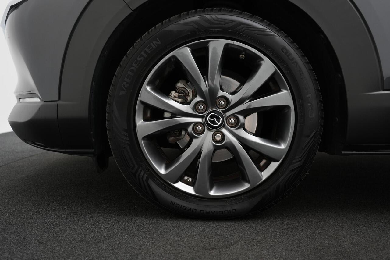 Mazda CX-30 2.0 e-SkyActiv-X Luxury i-Activesense automaat met Sunroof en all-weather banden : dealer onderhouden