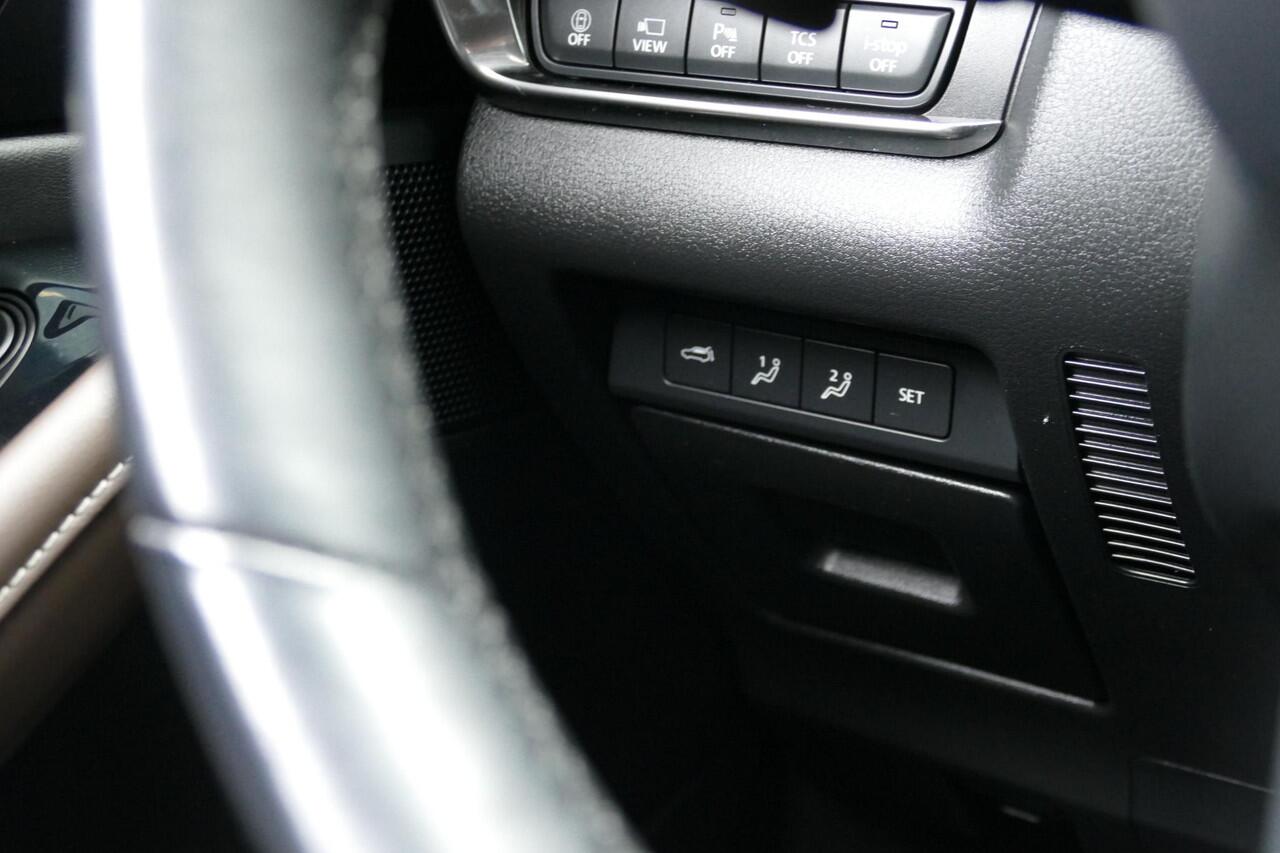 Mazda CX-30 2.0 e-SkyActiv-X M Hybrid Luxury | I-Activsense Pack | Lederen stoelen | Camera | Rijklaaprijs |