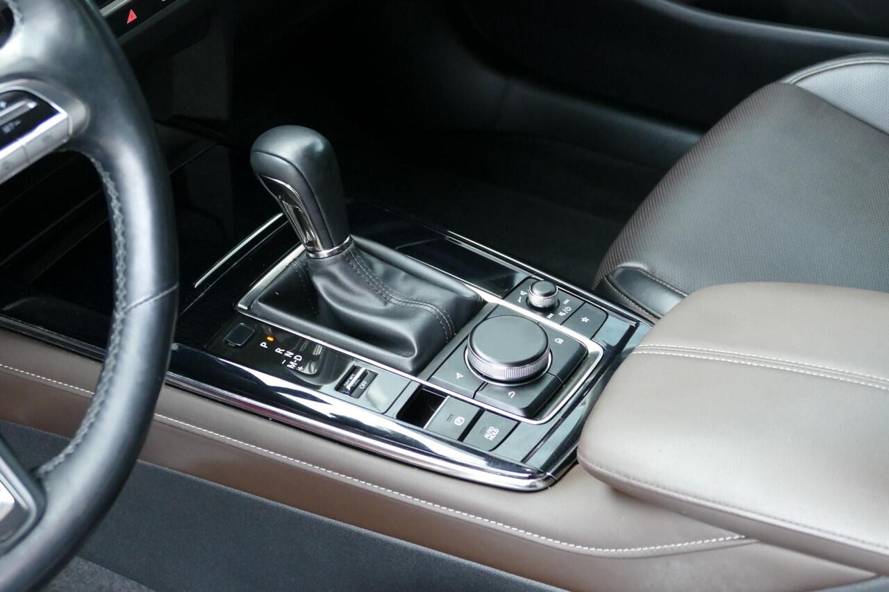 Mazda CX-30 2.0 e-SkyActiv-X M Hybrid Luxury | I-Activsense Pack | Lederen stoelen | Camera | Rijklaaprijs |