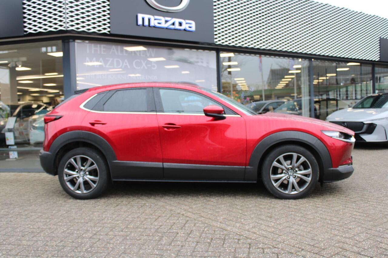 Mazda CX-30 2.0 e-SkyActiv-X186 M Hybrid Luxury Automaat, Trekhaak, i-Activesense Pack, schuif-/kanteldak, Leder, Adap.Cruise, Navi, Clima, Bose, 360 Camera, Stoel/Stuurverwarming, Apple Carplay, Android Auto, PDC, LKA, HUD