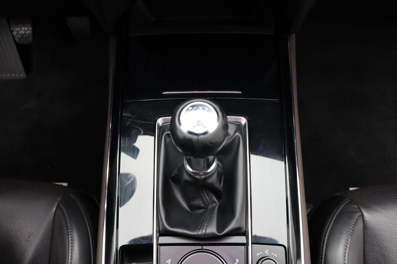 Mazda CX-30 2.0 e-SkyActiv-X M Hybrid Comfort |Leer | Trekhaak | Stuurverwarming | Stoel verwarming | HUD | Navi | GARANTIE