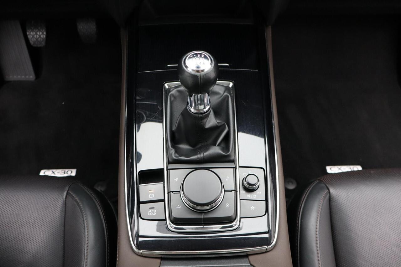 Mazda CX-30 2.0 e-SkyActiv-X M Hybrid Luxury | Stuurverwarming |Stoel verwarming | Red Crystal | garantie