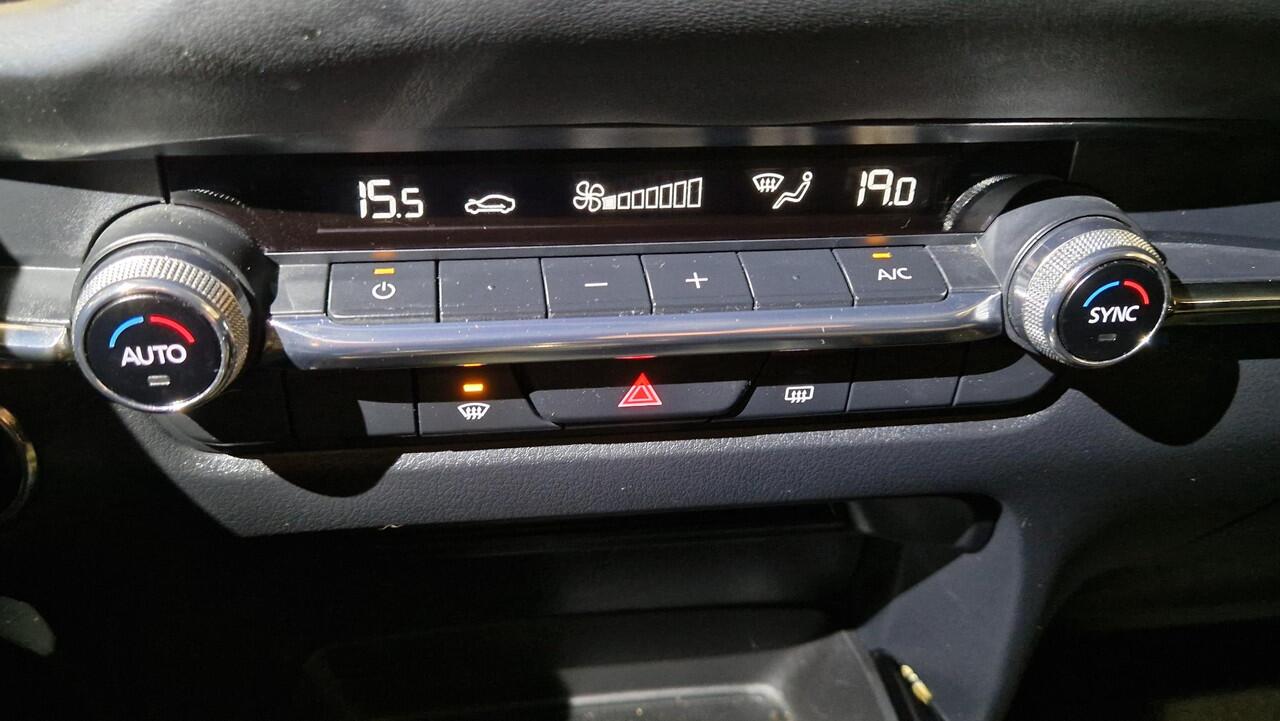 Mazda CX-30 2.0 e-SkyActiv-G M Hybrid Comfort | Bose | Navigatie | Head-Up | Stoelverwarming |