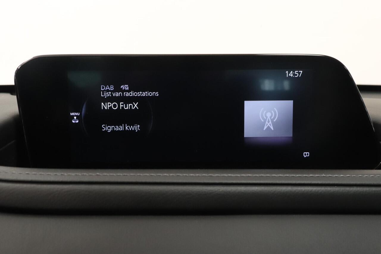 Mazda CX-30 2.0 e-SkyActiv-X M Hybrid Comfort | Camera | Adaptieve cruise | Navigatie | Stuur & stoel verwarming |