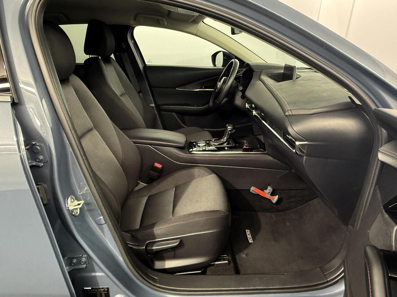 Mazda CX-30 2.0 e-SkyActiv-G M Hybrid Sportive / Automaat / Trekhaak / NL auto / Voll. onderhouden