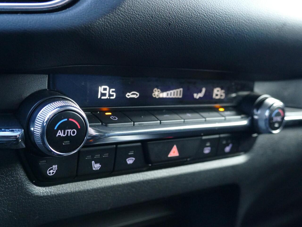 Mazda CX-30 2.0 e-SkyActiv-X M Hybrid Luxury | Leder | AUTOMAAT | RIJKLAARPRIJS!