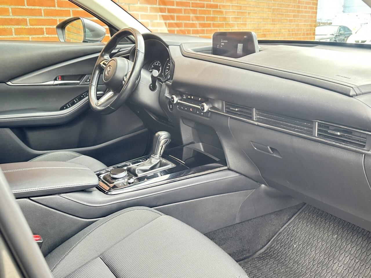 Mazda CX-30 2.0 e-SkyActiv 150PK Automaat Verwarmd stuur en stoelen 1e eigen