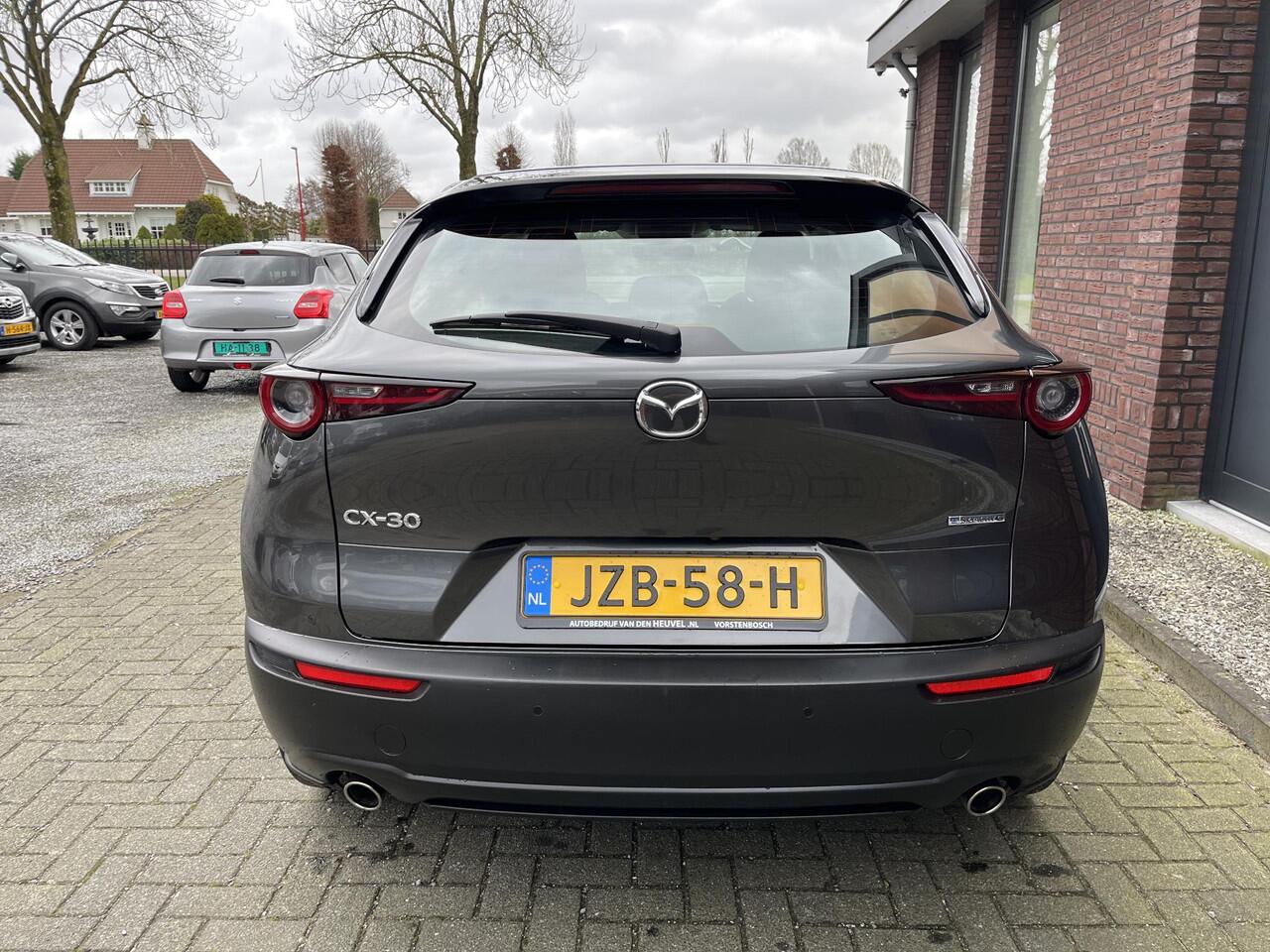 Mazda CX-30 2.0 e-SkyActiv-G M Hybrid Luxury NAV | ADAPTIVE CRUISE CONTROL | Ap­ple Car­Play & An­droid Auto | STOELVERW. | CAMERA