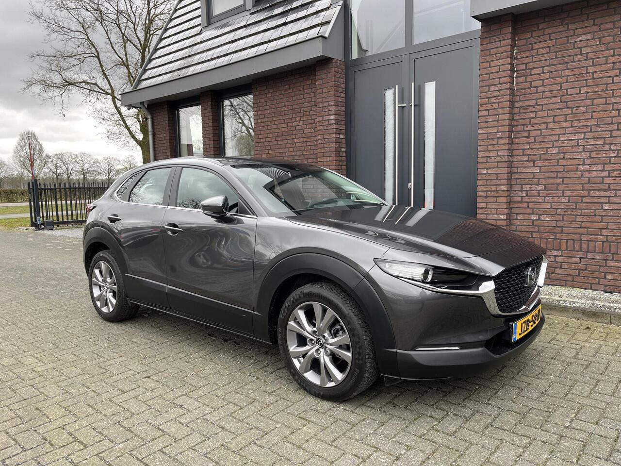 Mazda CX-30 2.0 e-SkyActiv-G M Hybrid Luxury NAV | ADAPTIVE CRUISE CONTROL | Ap­ple Car­Play & An­droid Auto | STOELVERW. | CAMERA