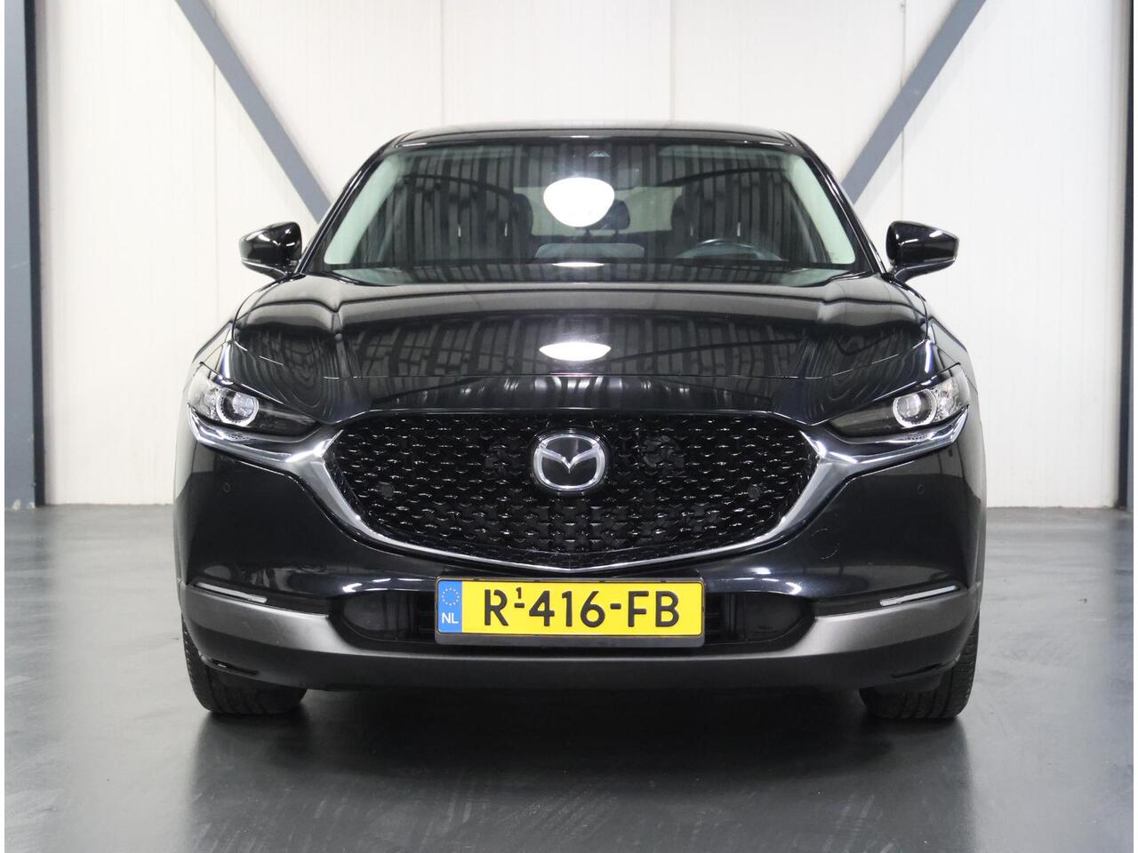 Mazda CX-30 186pk M Hybrid Sportive | 1ste eigenaar | Armsteun | Camera | StuurVerwarming | Adaptieve Cruise Control | Climate Control | Navigatie | Dodehoekdetectie | AUTOMAAT | Elektrische Achterklep | AppleCarplay/AndroidAuto